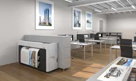 Epson lanserar nya högpresterande 44-tums skrivare för poster/fotoproduktion och CAD