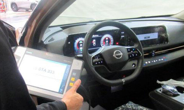 Siemens and Nissan collaborate to digitalize production lines for new crossover electric vehicle Ariya