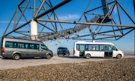 Tremonia Mobility delivers efficient and sustainable minibuses with Siemens Xcelerator