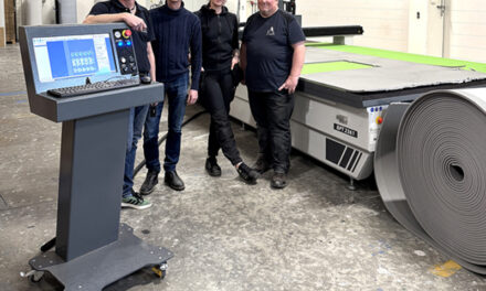 Alvöen installerar Kimla CNC BPT skärbord hos Fläkten Systems AB