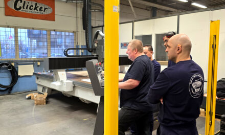 Svenska Maskinskyltfabriken väljer Kimla CNC fräsbord